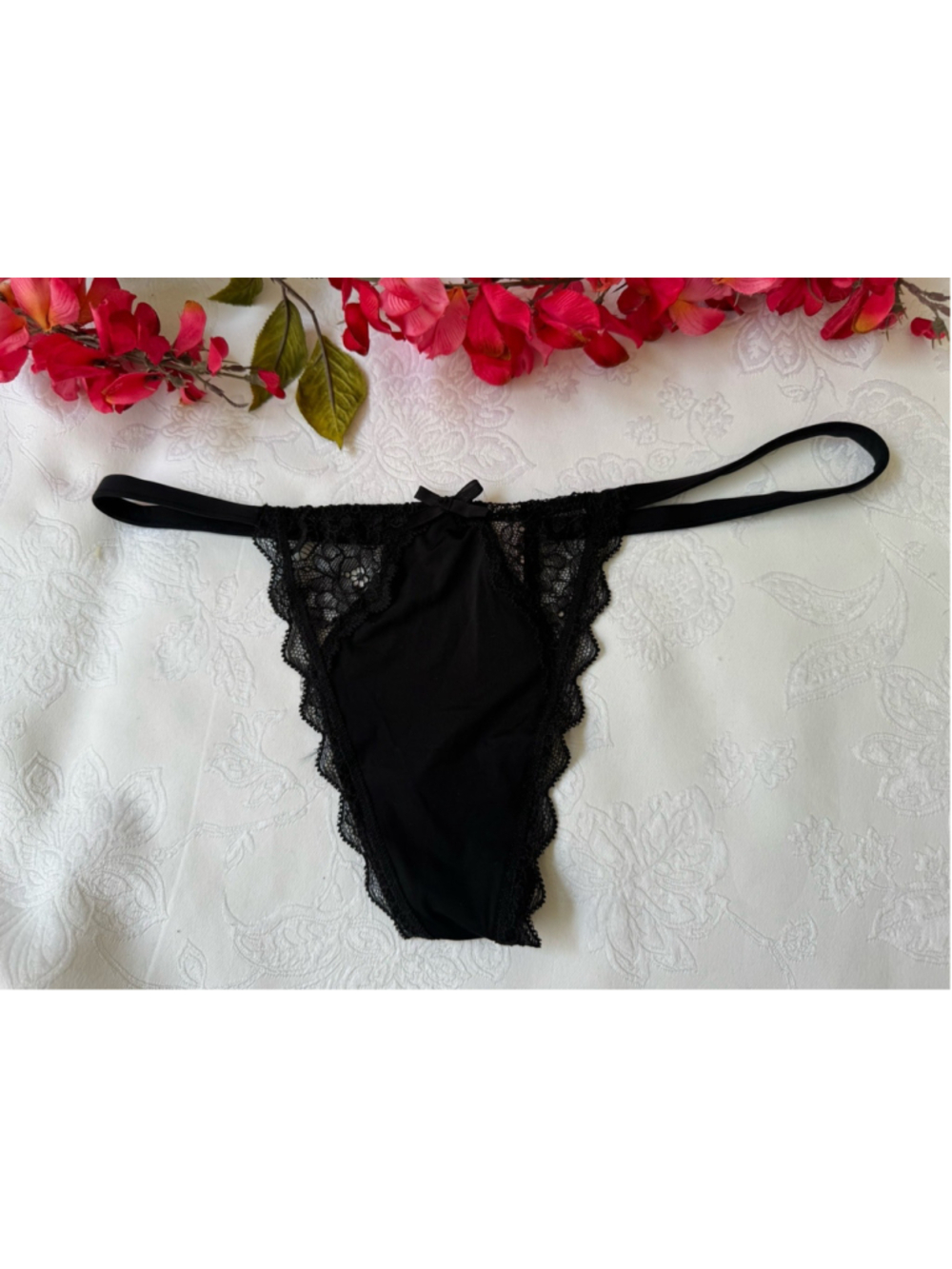 VICTORIA'S SECRET XL BLACK DREAM ANGELS SILKY V STRING STRAPPY THONG PANTIES NWT